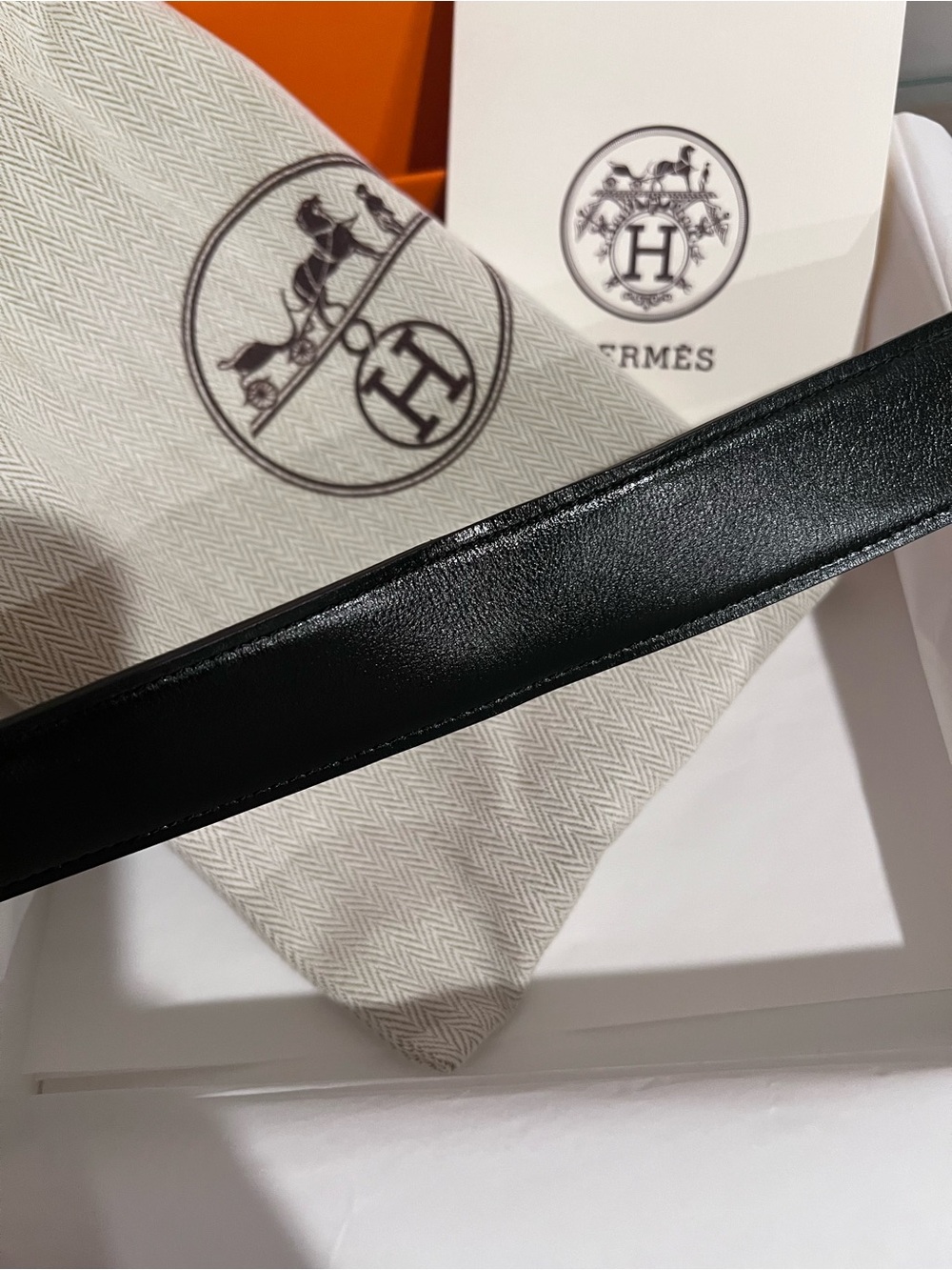 Hermes Brown/ Black Reversible Leather H-Buckle Belt size 90 - Picture 8 of 12